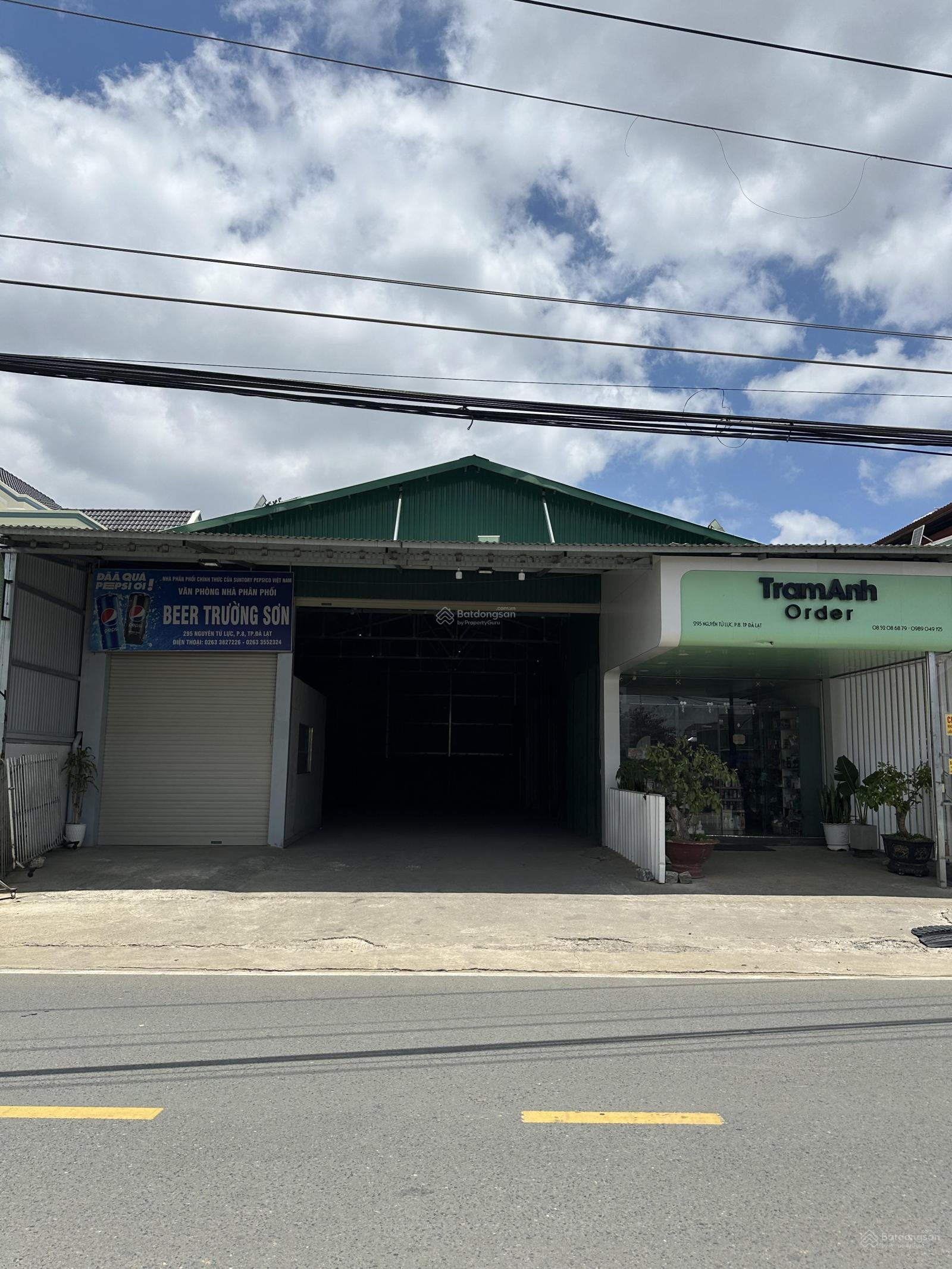 Chính chủ bán đất 300m2 mặt tiền 14m Nguyên Tử Lực Đà Lạt sổ riêng ODT