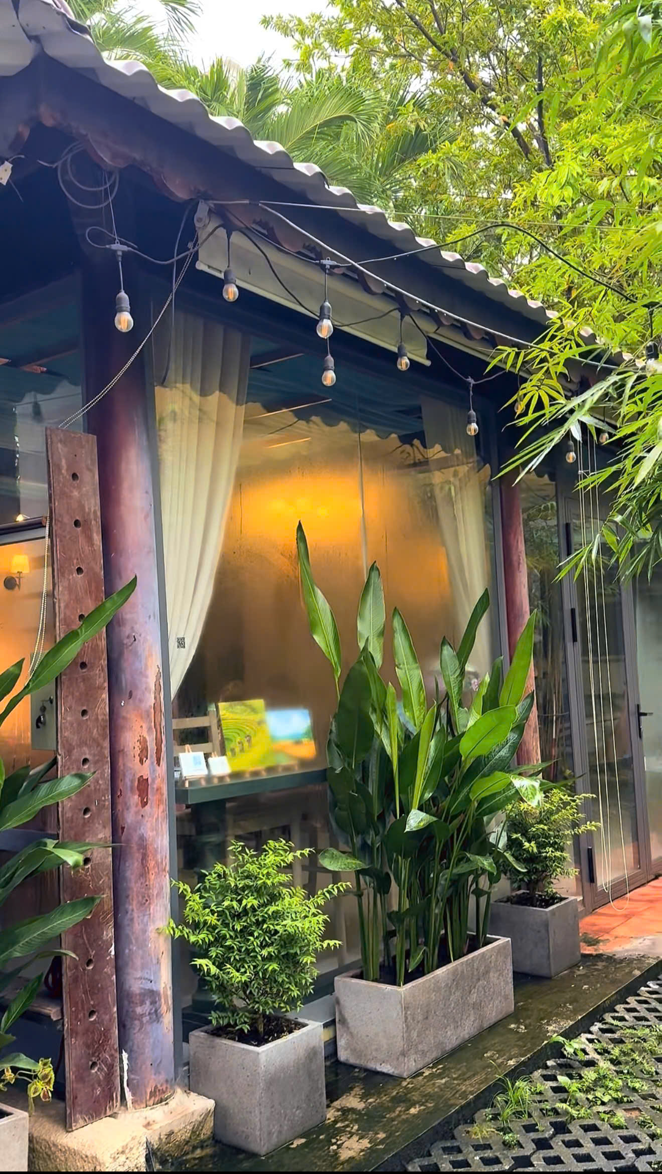 Sang mặt bằng hoặc cho thuê theo ngày tại Thảo Điền, TP Thủ Đức