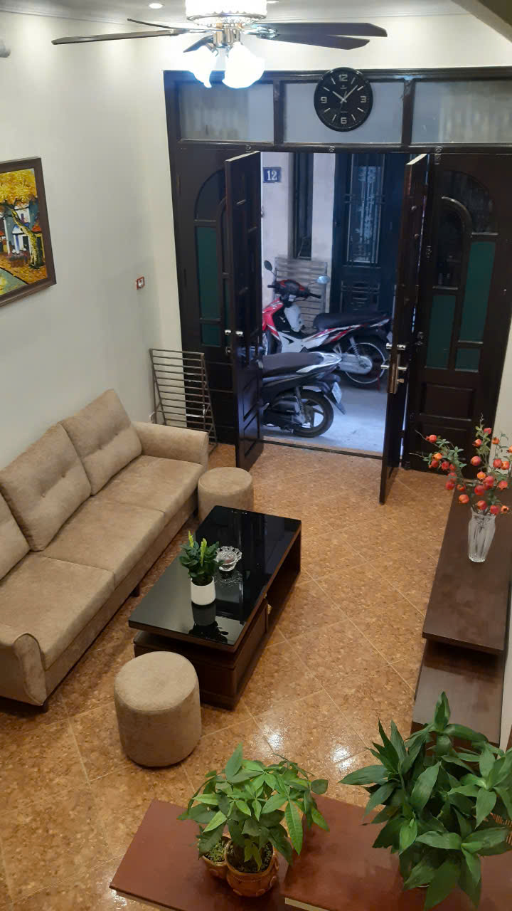 SIÊU PHẨM NHÀ 4 TẦNG GẦN PHỐ MINH KHAI – FULL NỘI THẤT CHỈ VIỆC Ở