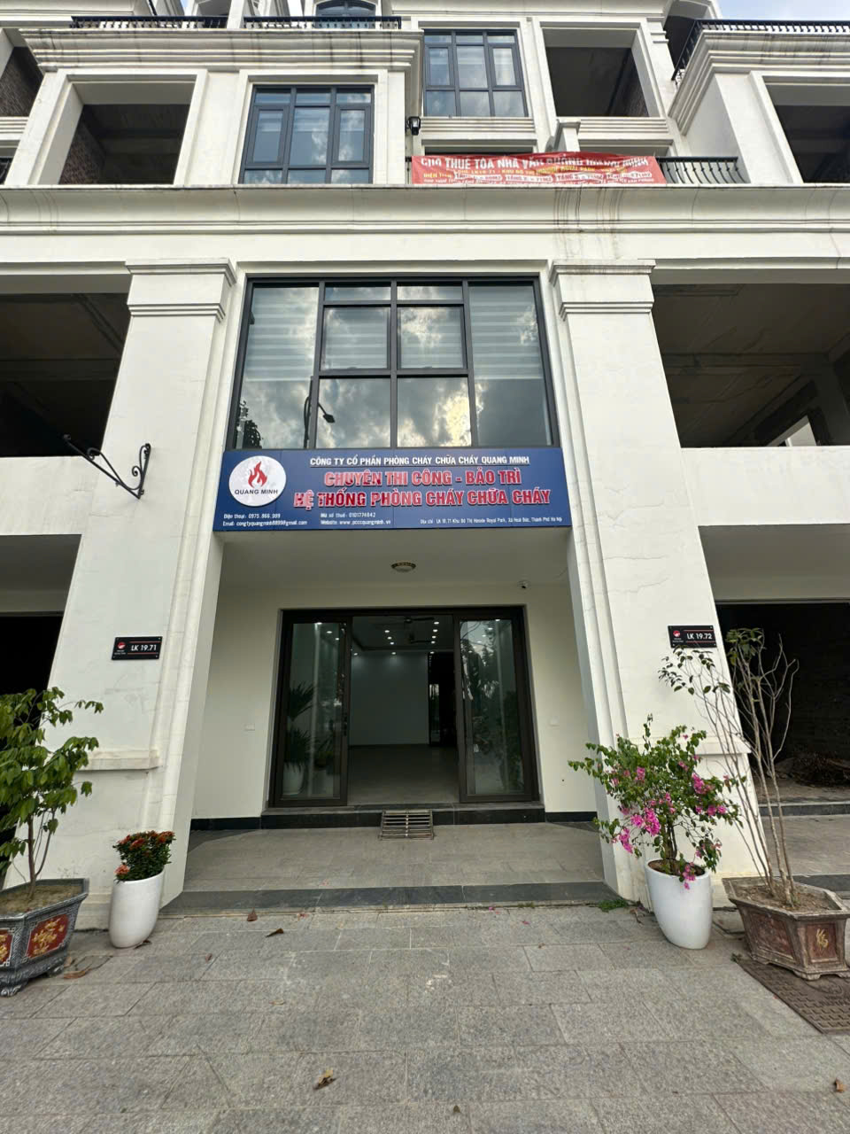 CHO THUÊ VĂN PHÒNG 5 TẦNG MẶT ĐƯỜNG 33M TẠI HINODE ROYAL PARK – THANG MÁY, ĐIỀU HÒA, PCCC ĐẦY ĐỦ – CHỈ 8 TRIỆU/THÁNG
