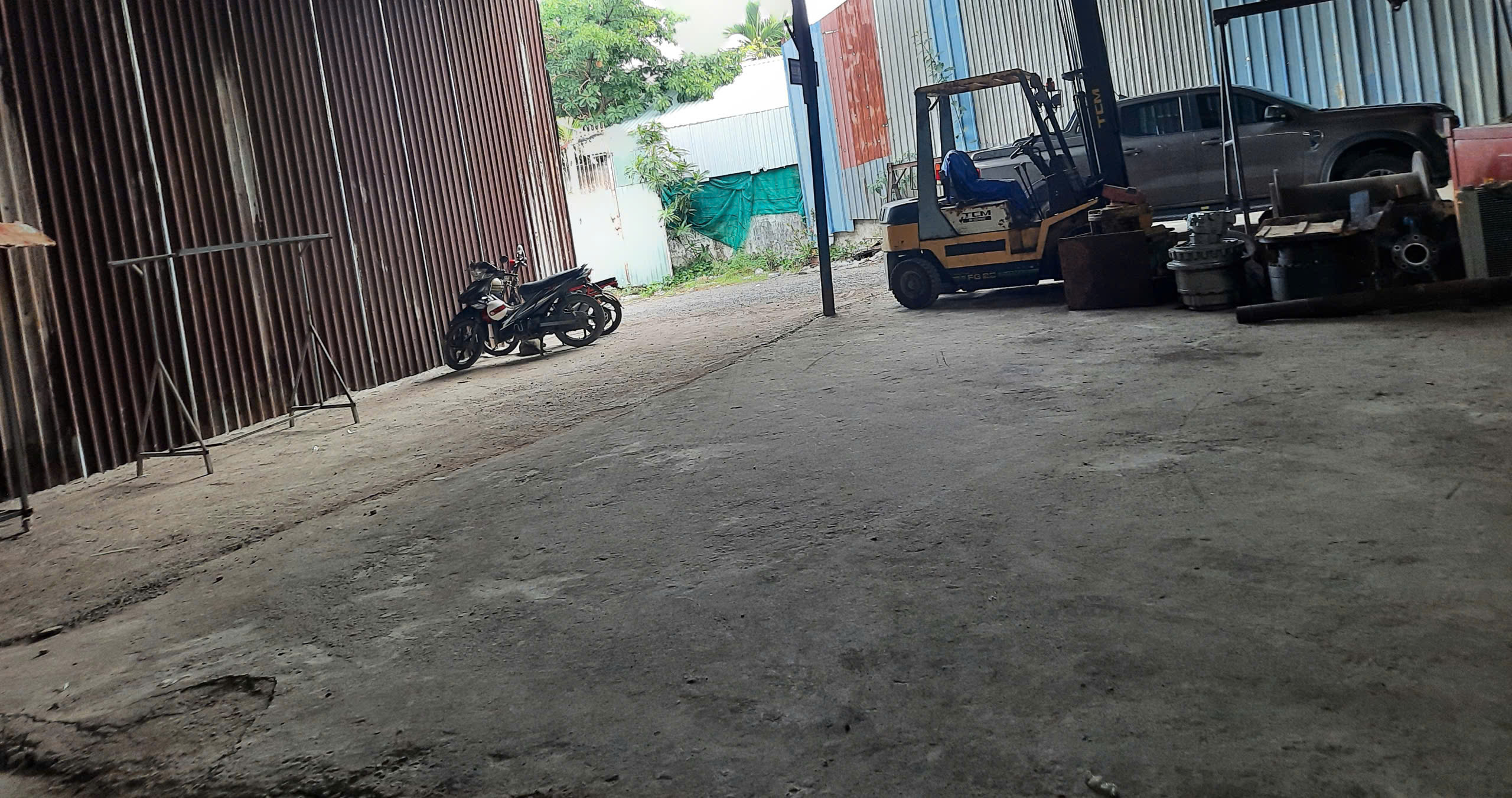 Cho thuê nhà cấp 4 làm kho/xưởng – diện tích 80m² – đường xe tải lớn vào tận nơi