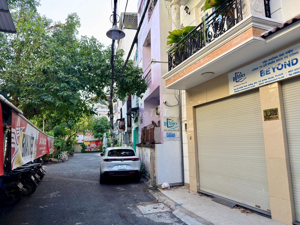 BÁN NHÀ TRUNG TÂM Phan Xích Long – 80m² – TIỀM NĂNG MỞ LỐI SAU HẺM RỘNG 6M - 15.5 Tỷ