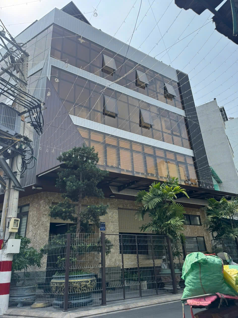 Cho thuê văn phòng 88M²  tại  Âu Cơ – Tân Bình – giá chỉ  22,22 triệu/ tháng
