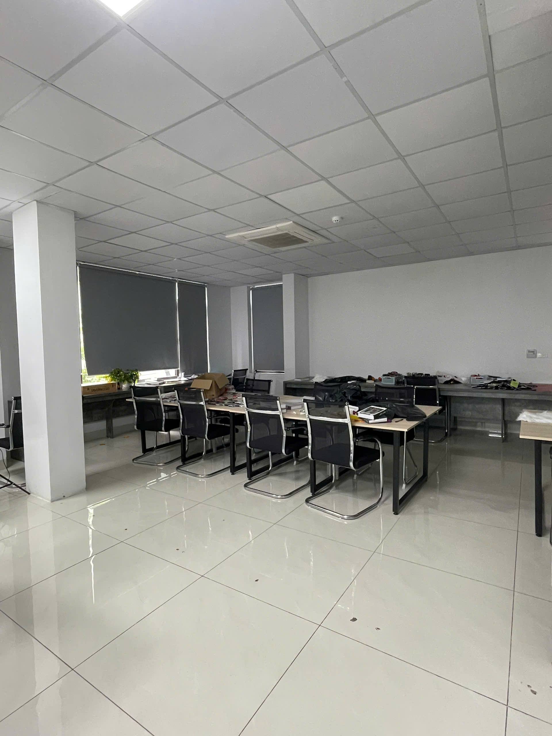 CHO THUÊ VĂN PHÒNG 170m² TẠI Ngõ 214Nguyễn Xiển