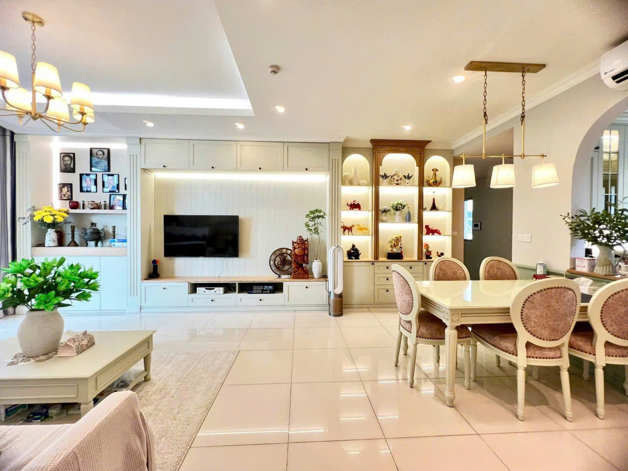Cho thuê căn hộ 3 phòng ngủ + 1 kho tại The Vista - Diện tích 159m2 - Giá 1700$/tháng - Đầy đủ nội thất