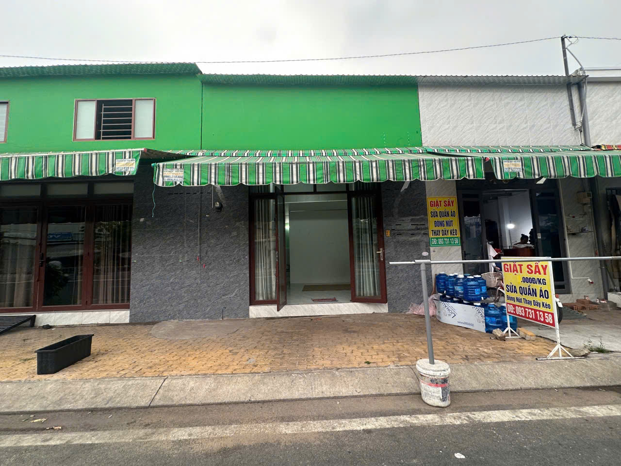 CHO THUÊ NHÀ NGUYÊN CĂN MẶT TIỀN ĐƯỜNG RẠCH BÀ TIẾNG – VỊ TRÍ THUẬN LỢI, KINH DOANH TỐT.