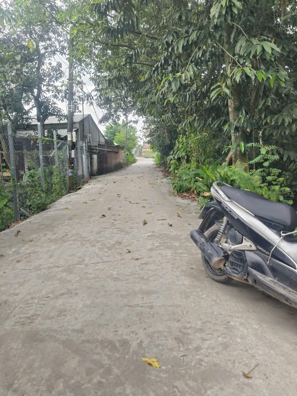 CHÍNH CHỦ BÁN NHÀ THẠNH XUÂN 37, QUẬN 12 - CÓ SÂN RIÊNG, NHÀ Ở NGAY