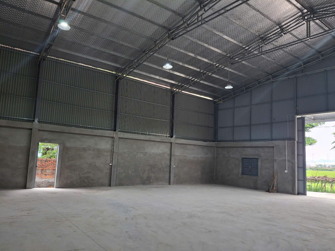CHO THUÊ NHÀ XƯỞNG 300m² – GẦN KCN QUẾ VÕ 3, BẮC NINH