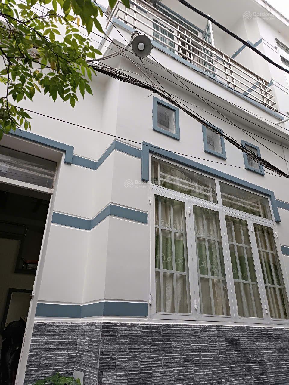 Cần bán nhà hẻm 2025 Huỳnh Tấn Phát, 30m2, giá 1,95 tỷ