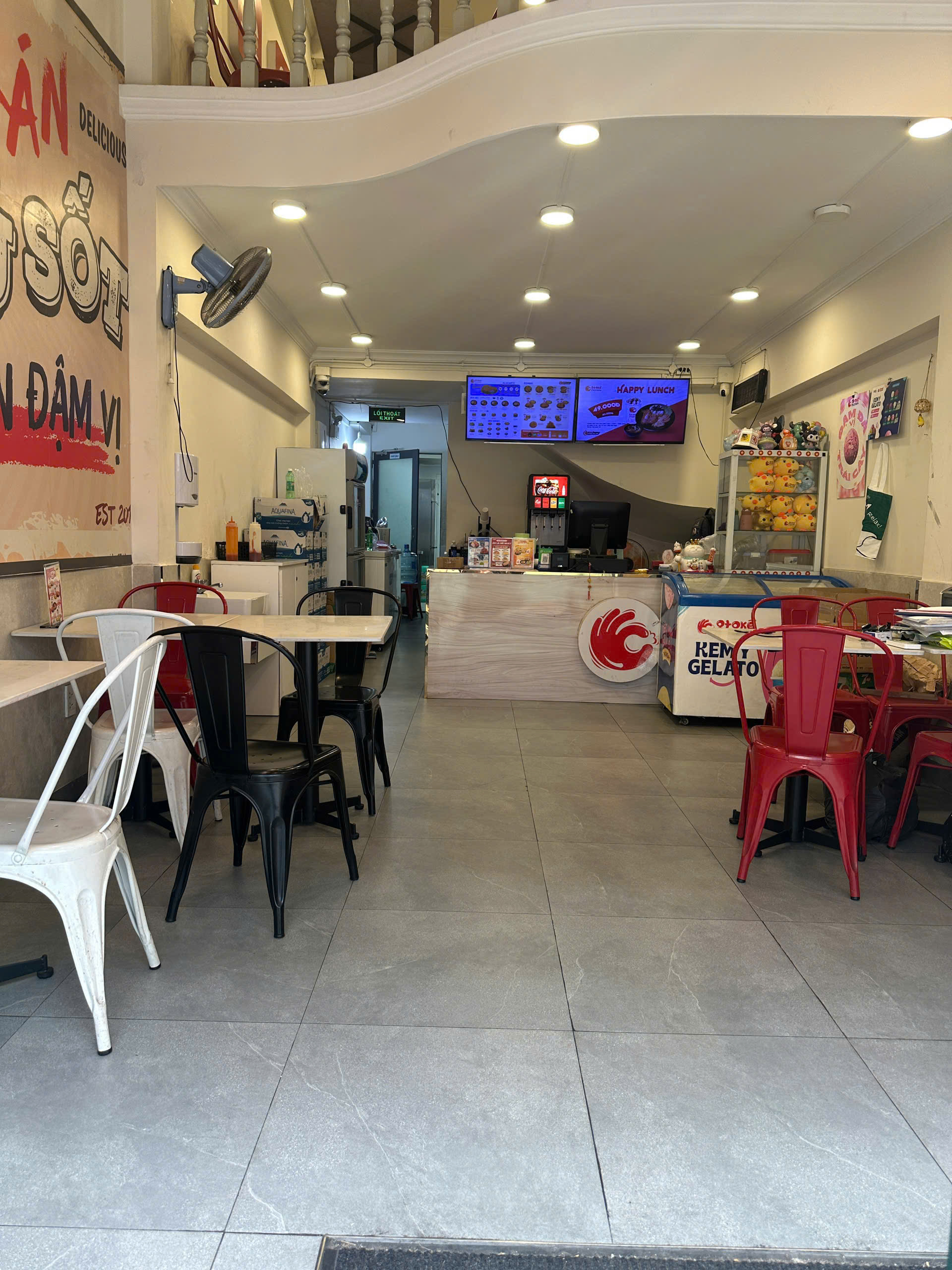 SANG LẠI MẶT BẰNG CỬA HÀNG FAST FOOD – KHU PHAN XÍCH LONG