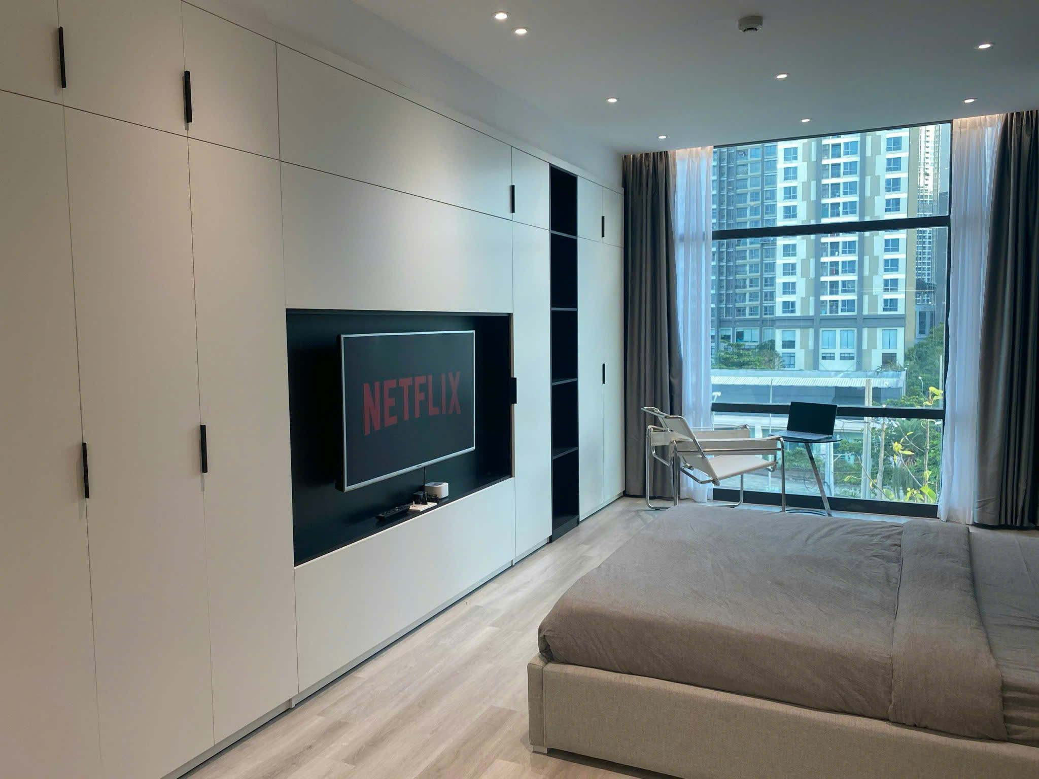 CĂN HỘ CAO CẤP FULL NỘI THẤT – ĐỐI DIỆN LANDMARK 81