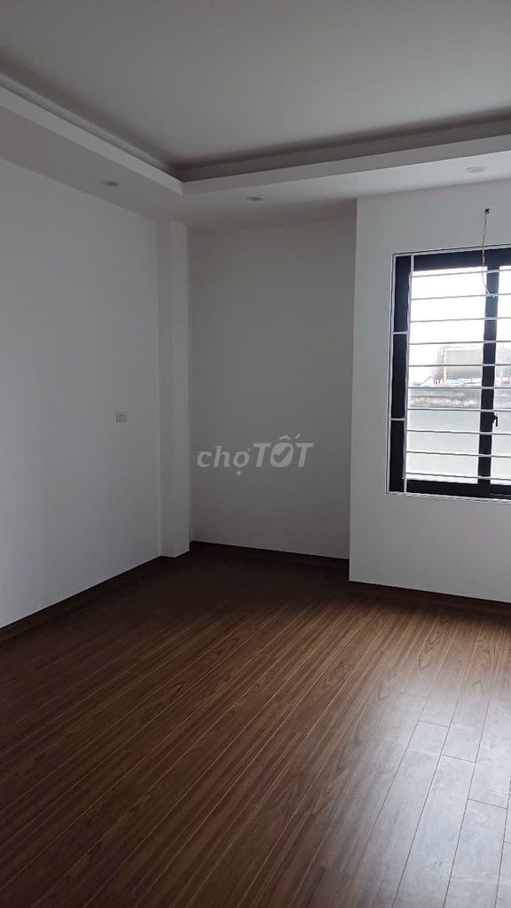 CẦN CHO THUÊ NHÀ NGUYÊN CĂN 5 TẦNG CÓ THANG MÁY – NGÕ Ô TÔ VÀO NHÀ – NGỌC HỒI, THANH TRÌ