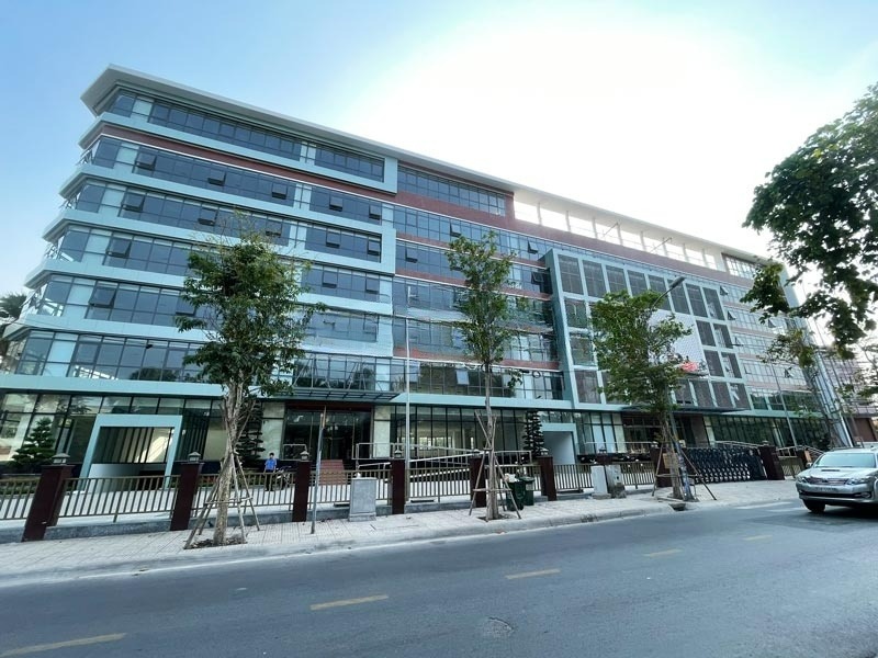 Cho thuê văn phòng Quận 2, đường Trần Não, Lương Định Của, DT: 200m2.