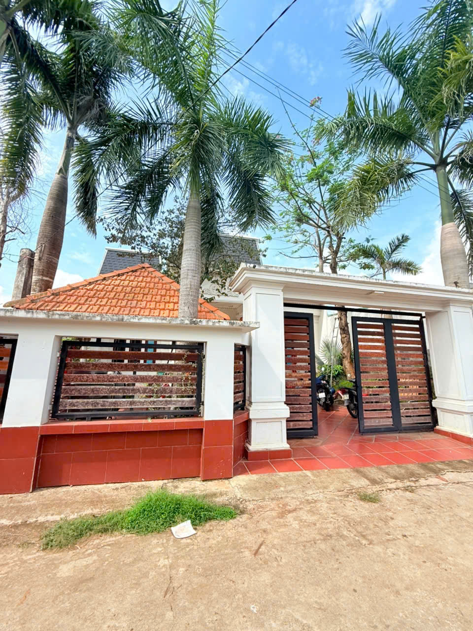 BÁN NHÀ ĐẸP VỊ TRÍ TRUNG TÂM ĐÔNG HÒA – TRẢNG BOM – GIÁ TỐT CHỈ 4 TỶ 650