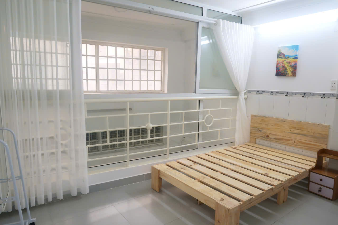 Phòng mới FULL nội thất cửa sổ rộng Chỉ cho NỮ thuê – Giá tốt 3tr!