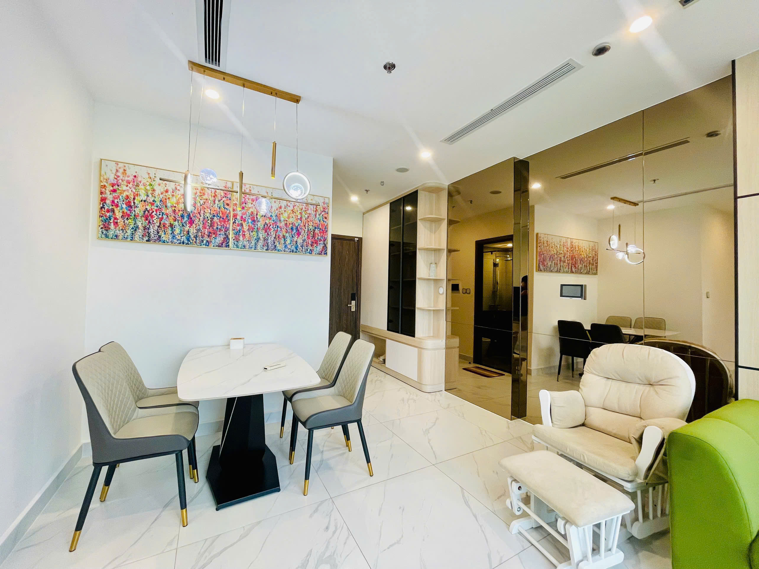 Cho Thuê Căn Hộ 2 Phòng Ngủ Full Nội Thất – Chỉ 16 Triệu/Tháng Tại  Vinhomes Grand Park, Quận 9