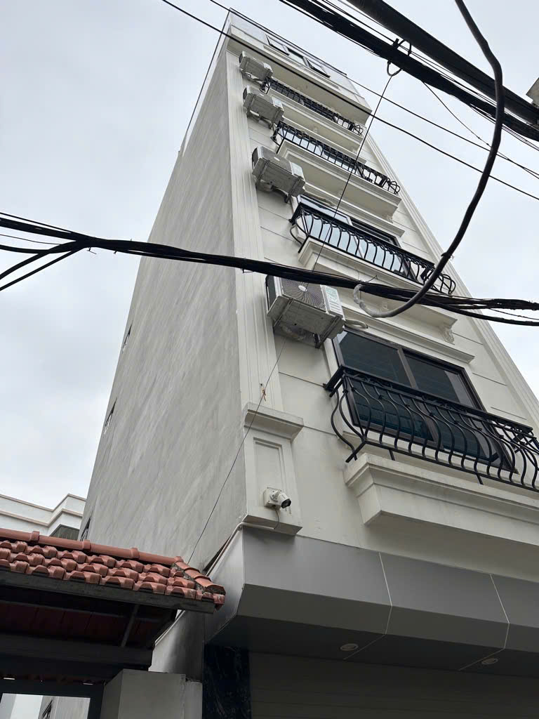 NHÀ ĐẸP RẺ NHẤT KHU VỰC CẦU DIỄN : THANG MÁY - Ô TÔ QUA - NHÀ ĐẸP - NGÕ THÔNG - VĂN TRÌ - BẮC TỪ LIÊM .