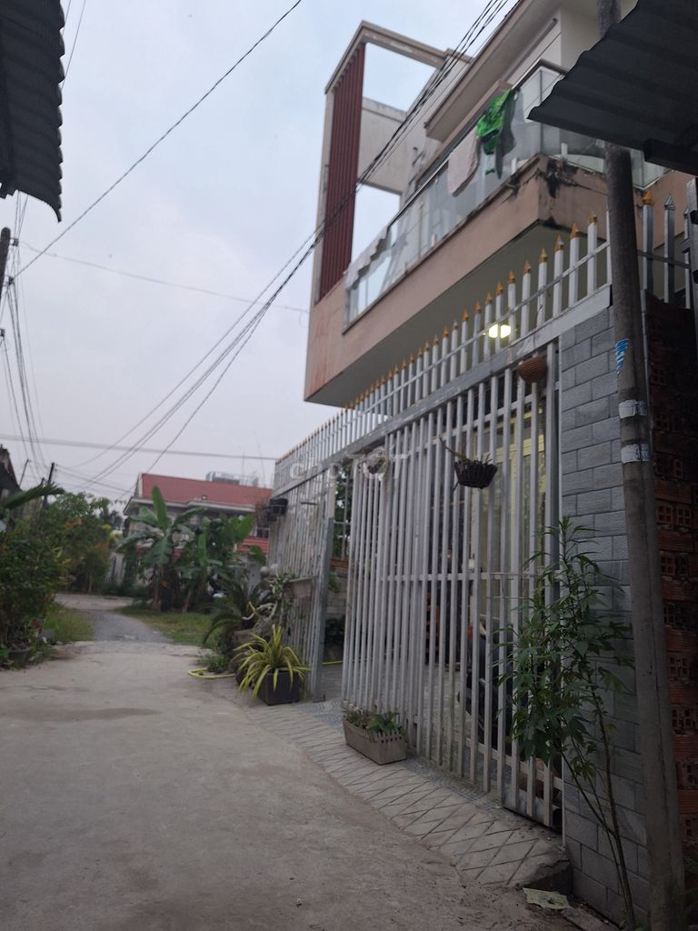 BÁN NHÀ 1 TRỆT 1 LẦU – VỊ TRÍ ĐẸP TẠI THUẬN AN