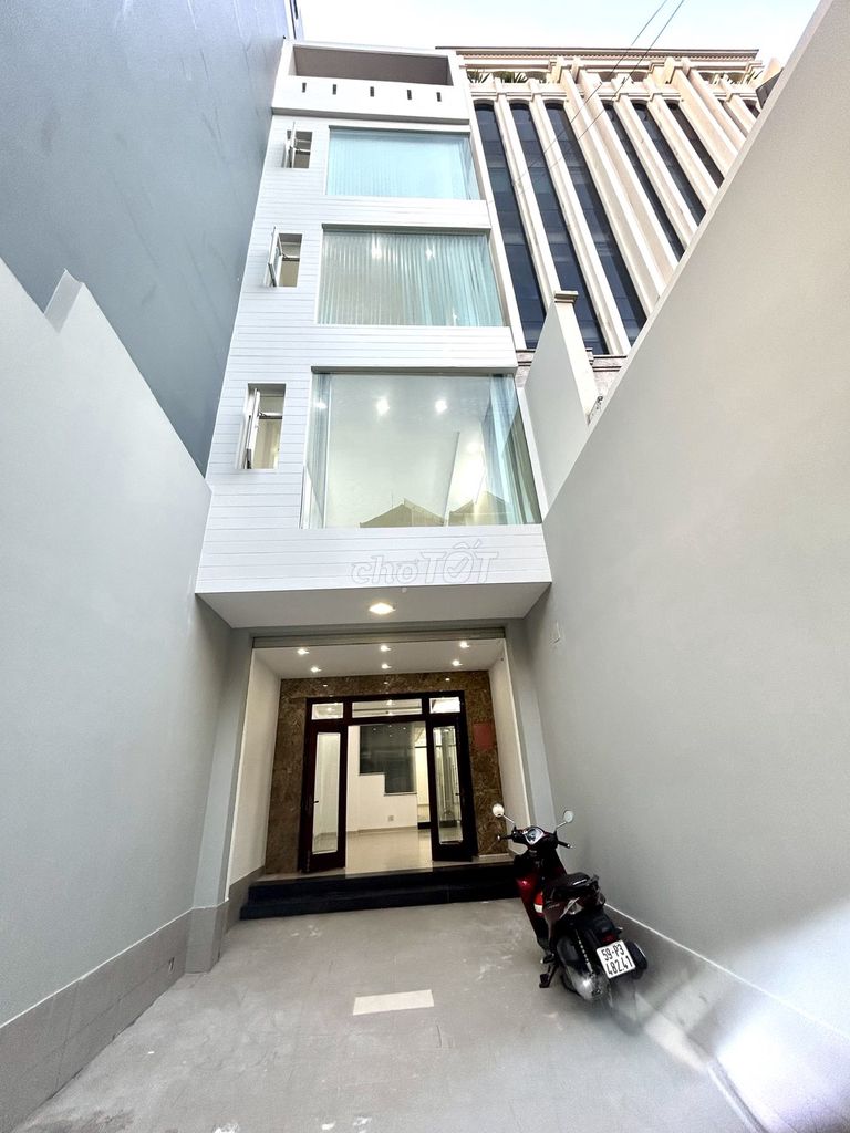 CHO THUÊ TÒA NHÀ VĂN PHÒNG – ĐƯỜNG SÔNG THAO, PHƯỜNG 2, QUẬN TÂN BÌNH