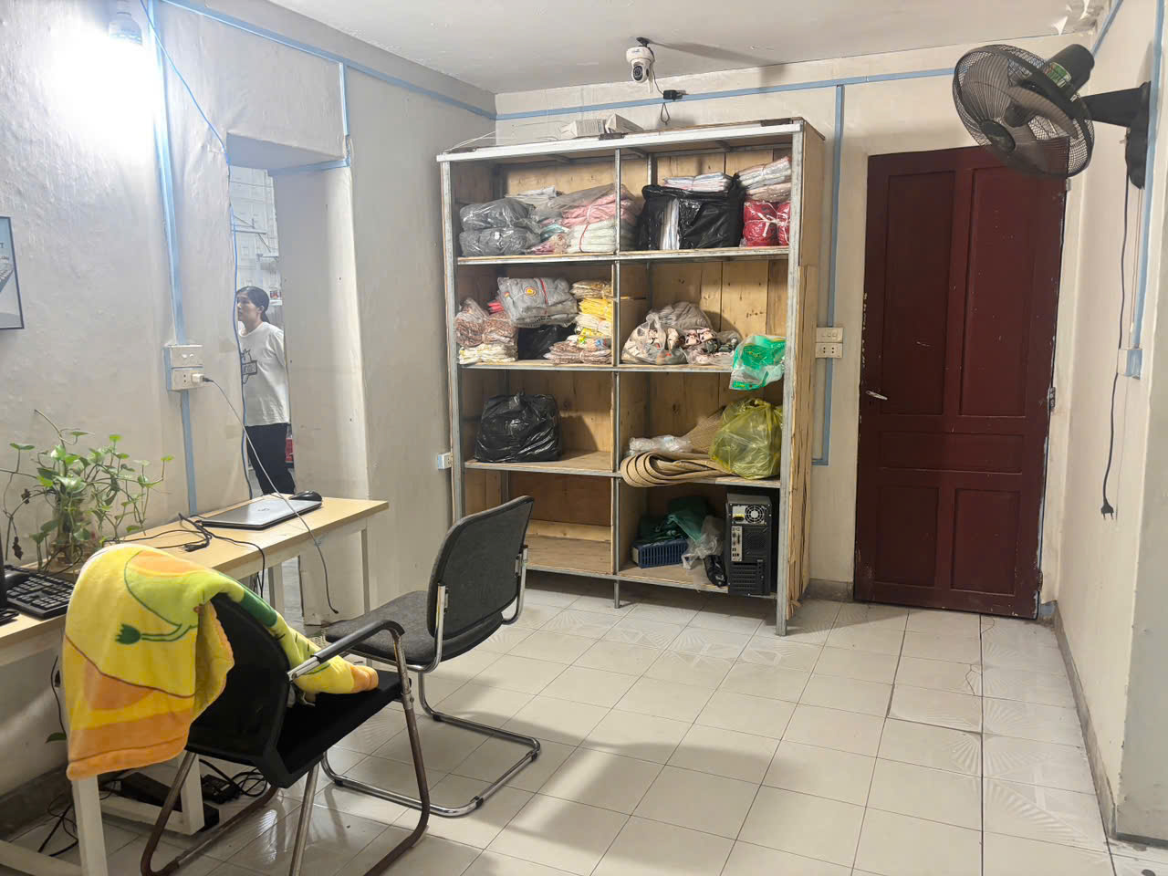 CHO THUÊ NHÀ MÁI BẰNG – RỘNG RÃI, TIỆN Ở VÀ KINH DOANH TẠI NGÕ 273 TÂN MAI