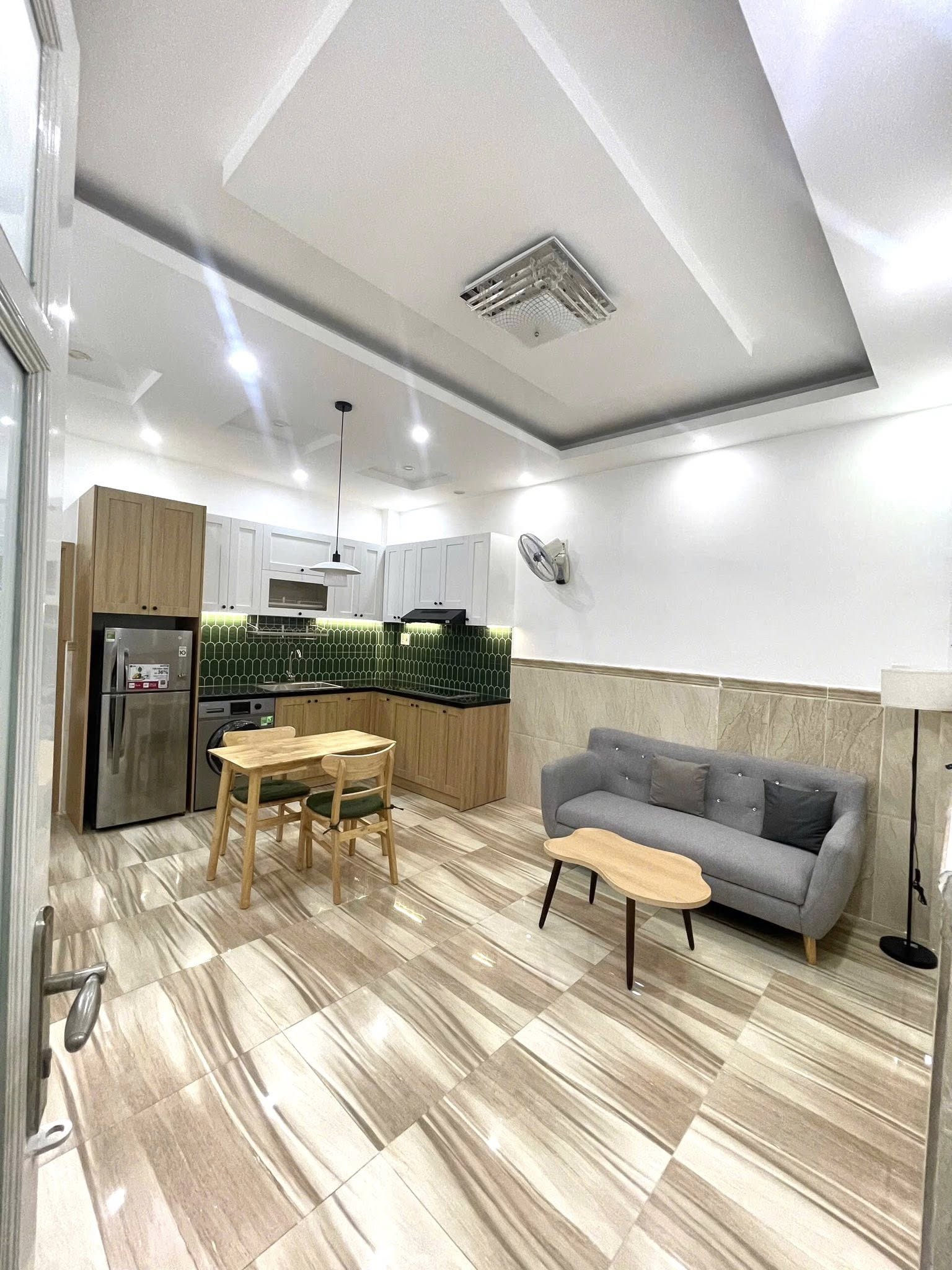 CHO THUÊ CĂN HỘ FULL NỘI THẤT CAO CẤP – 1 PHÒNG NGỦ TÁCH BẾP - MẶT TIỀN LÊ VĂN SỸ, PHÚ NHUẬN