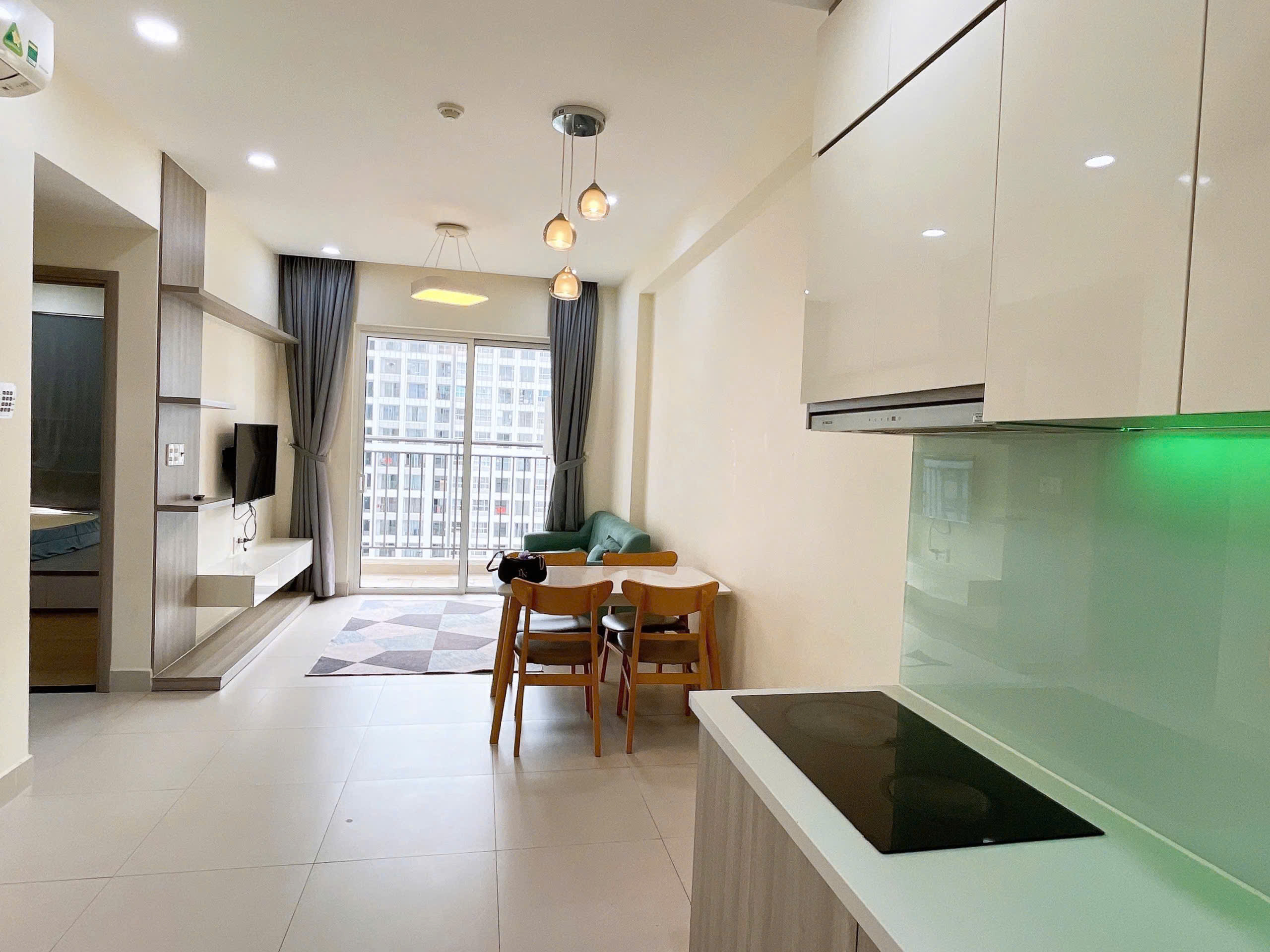 CHÍNH CHỦ CẦN CHO THUÊ , CĂN HỘ CAO CẤP TẠI -NHÀ BÈ