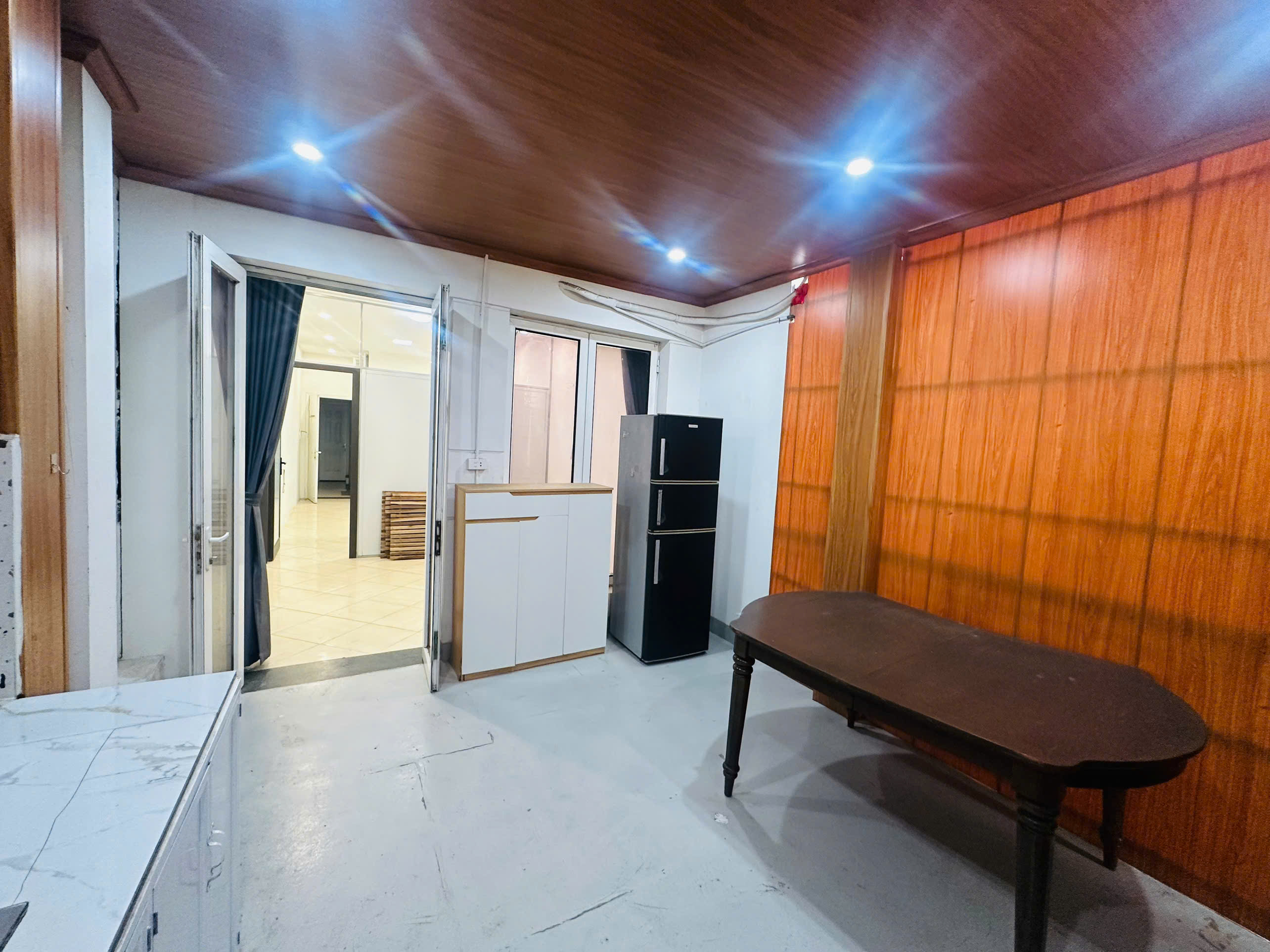CHÍNH CHỦ CHO THUÊ CĂN HỘ KHÉP KÍN MẶT PHỐ PHƯƠNG MAI – FULL TIỆN ÍCH – VỊ TRÍ TRUNG TÂM