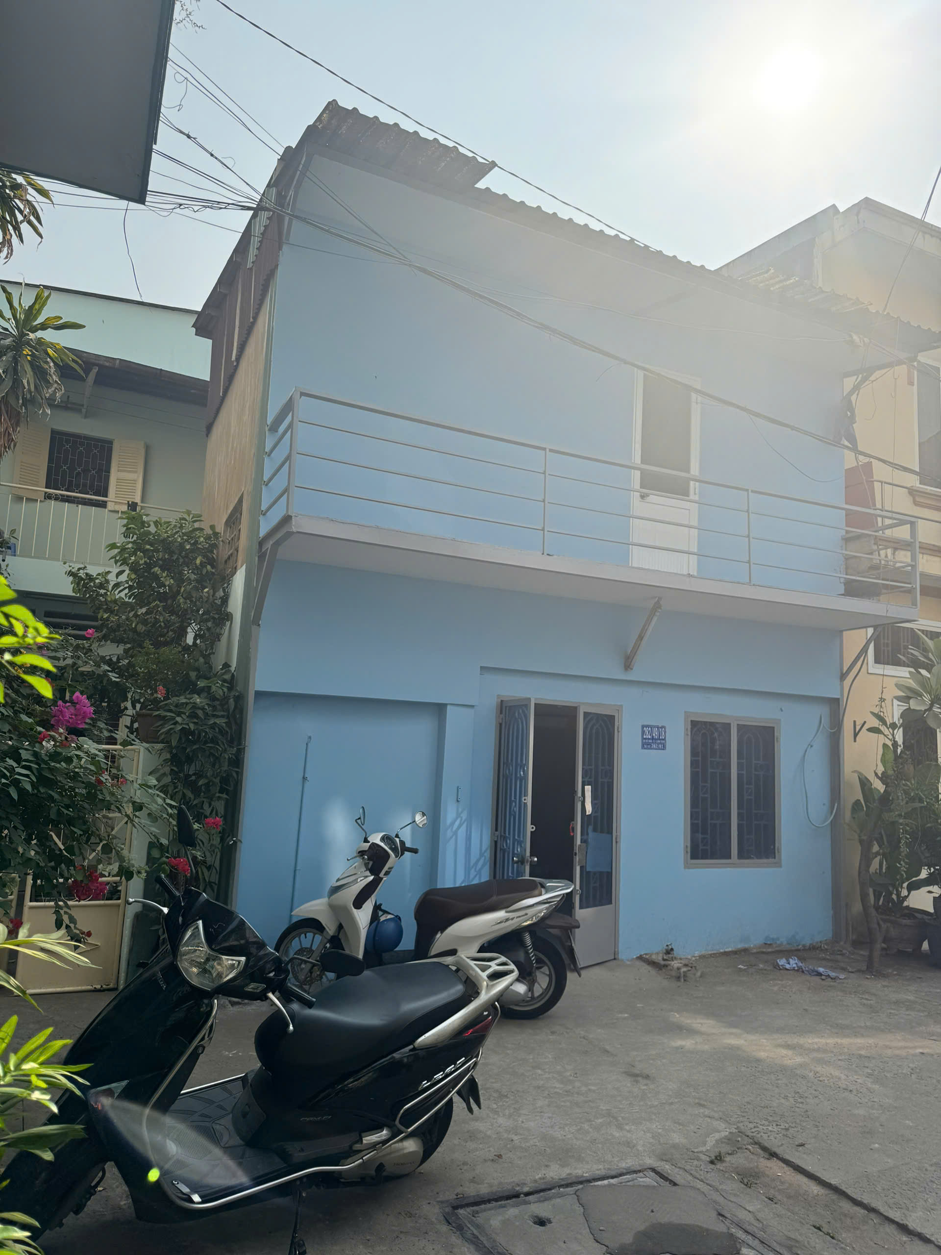 Bán nhà 2 tầng 2 PN diện tích:  5,4x4,2