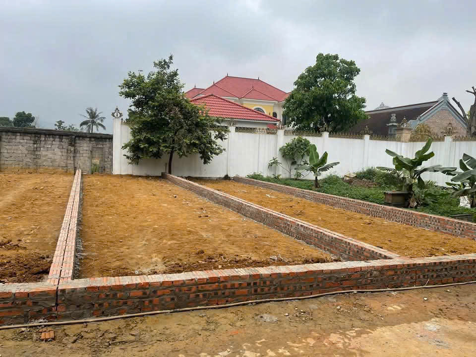 8 LÔ F0 SIÊU PHẨM TẠI PHÚ CÁT – QUỐC OAI – HÀ NỘI- GIÁ TỐT