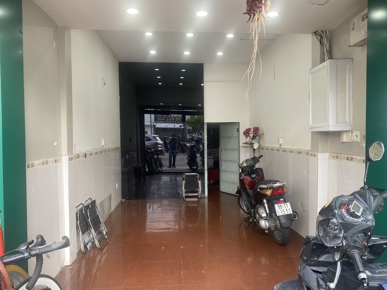 CHO THUÊ MẶT BẰNG MẶT TIỀN KINH DOANH – VỊ TRÍ ĐẸP TẠI TRUNG TÂM QUẬN 1