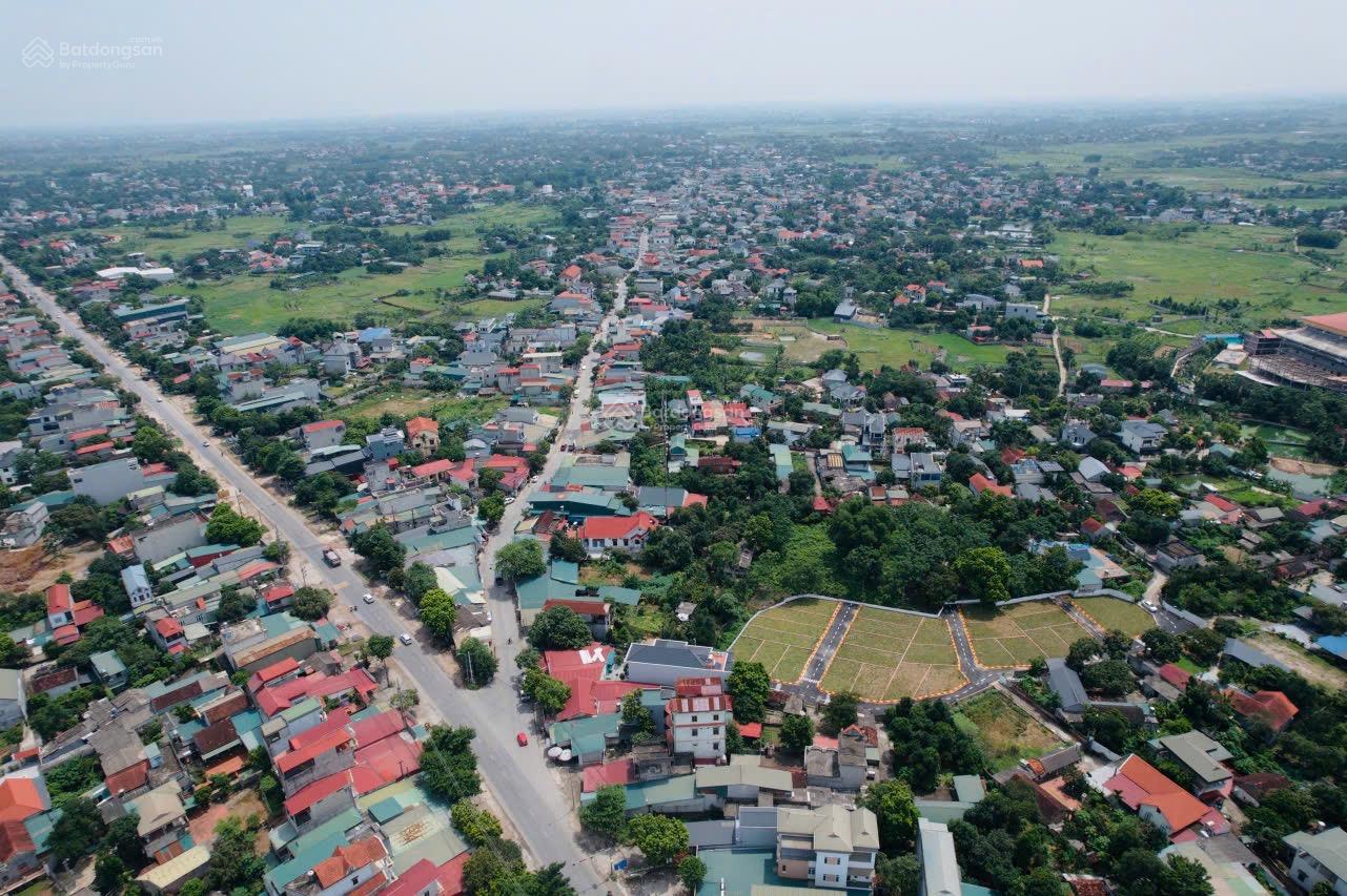 Đất trung tâm Sơn Tây Hòa Lạc 100m full thổ cư sát QL21,dân cư đông,giá tốt tiềm năng tăng mạnh.