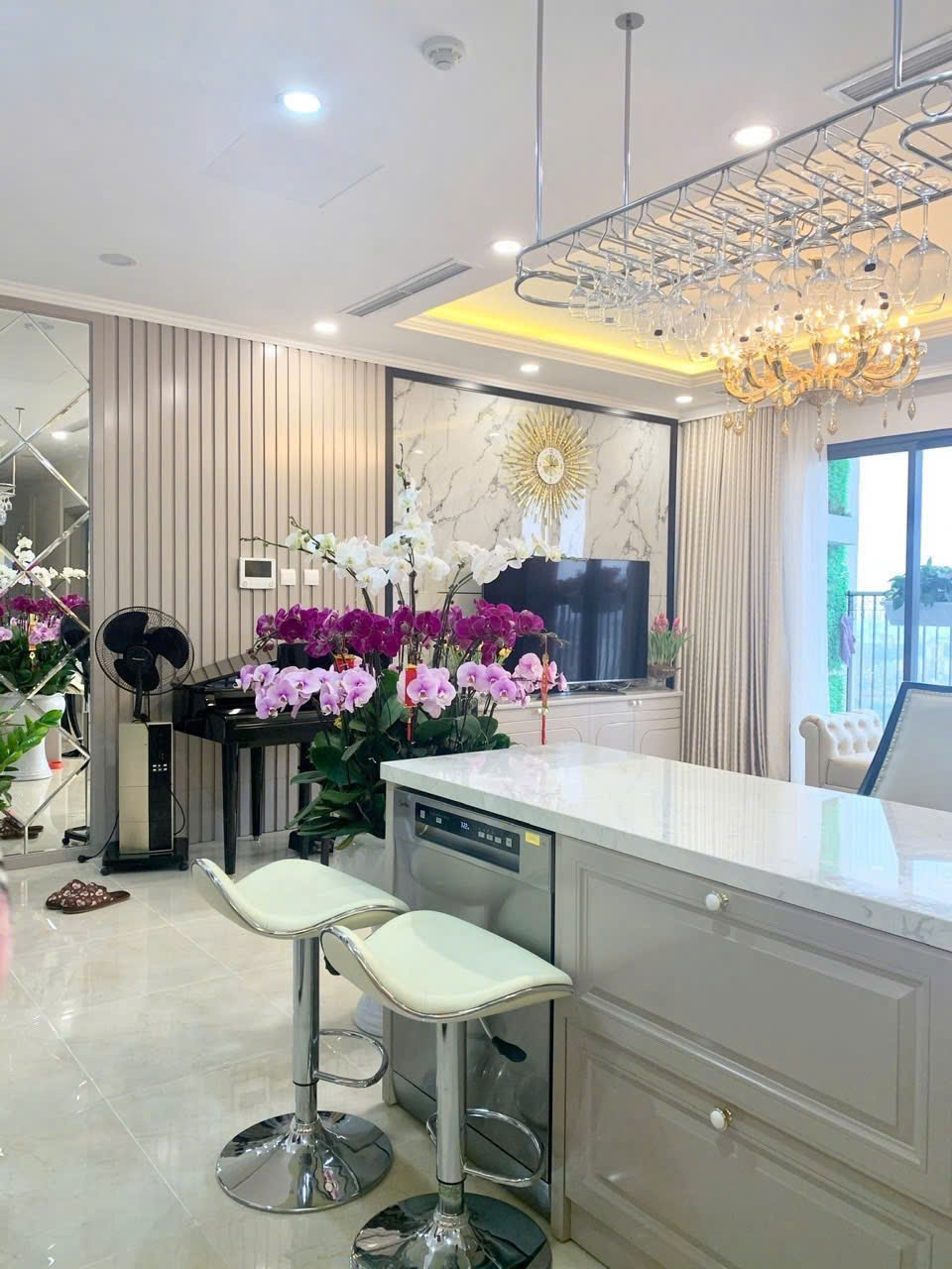 CHO THUÊ CĂN HỘ CAO CẤP VINHOMES D'CAPITALE - 119 TRẦN DUY HƯNG