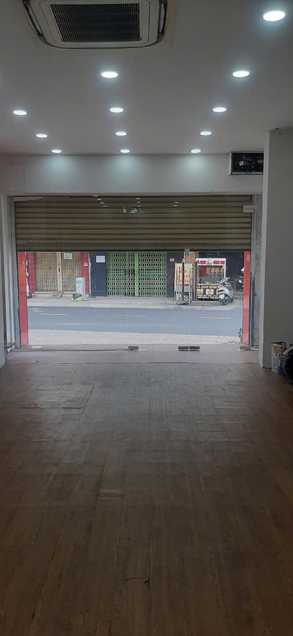 Cho Thuê Mặt Bằng Mặt Tiền Nguyễn Phúc Nguyên, Quận 3 – 50m²