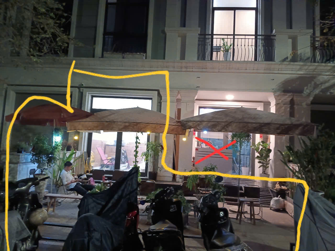 Cho thuê quán cafe và 1 phòng mặt bằng có tolet riêng để ở trong khu đô thị Vinhome Grand Park, Thủ Đức ( Quận 9 cũ)