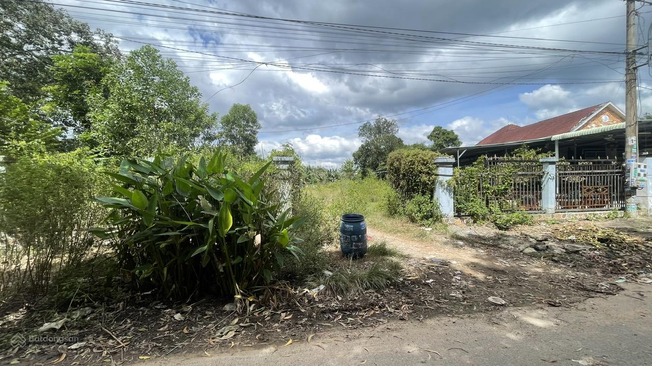 Chính chủ bán đất 846.9 m2 Bến Cát, TP. Hồ Chí Minh. LH ngay 0989 288 881