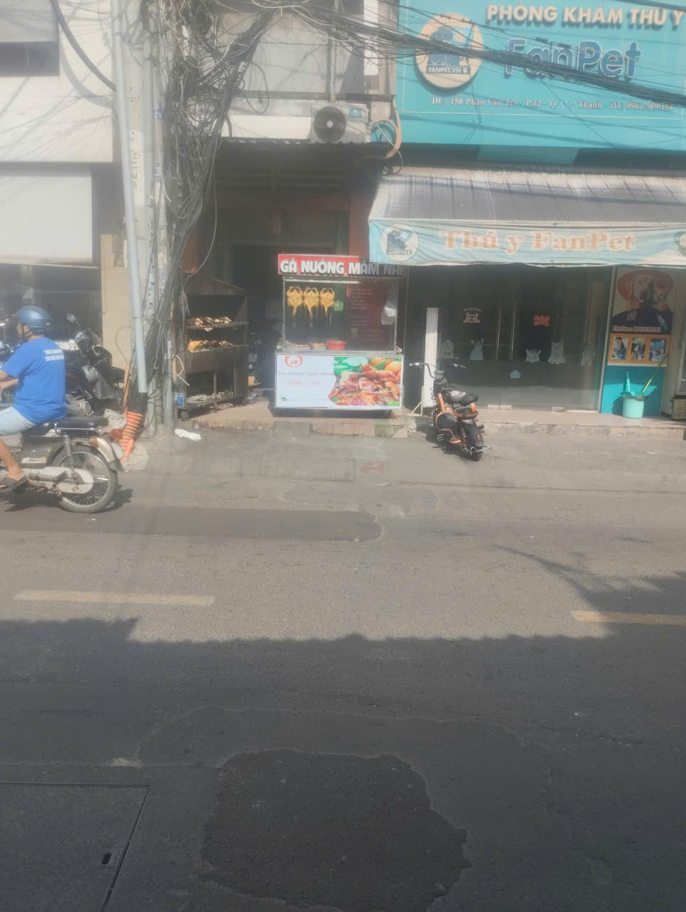 SANG NHƯỢNG MẶT BẰNG KINH DOANH GÀ NƯỚNG – ĐANG HOẠT ĐỘNG ỔN ĐỊNH, CÓ KHÁCH QUEN