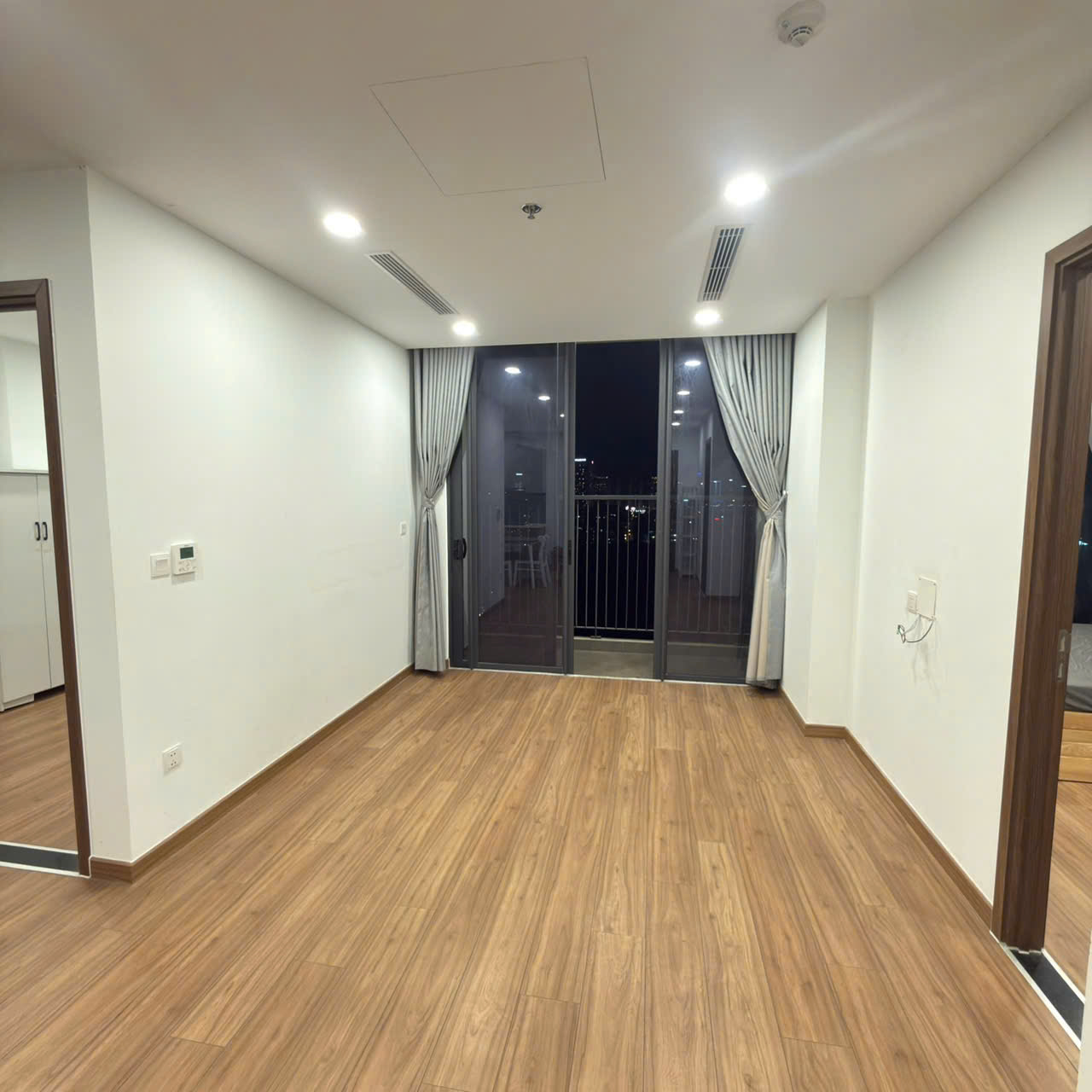 CHO THUÊ CĂN HỘ ECO GREEN SÀI GÒN – 2 PHÒNG NGỦ – DIỆN TÍCH 70M² – GIÁ TỐT