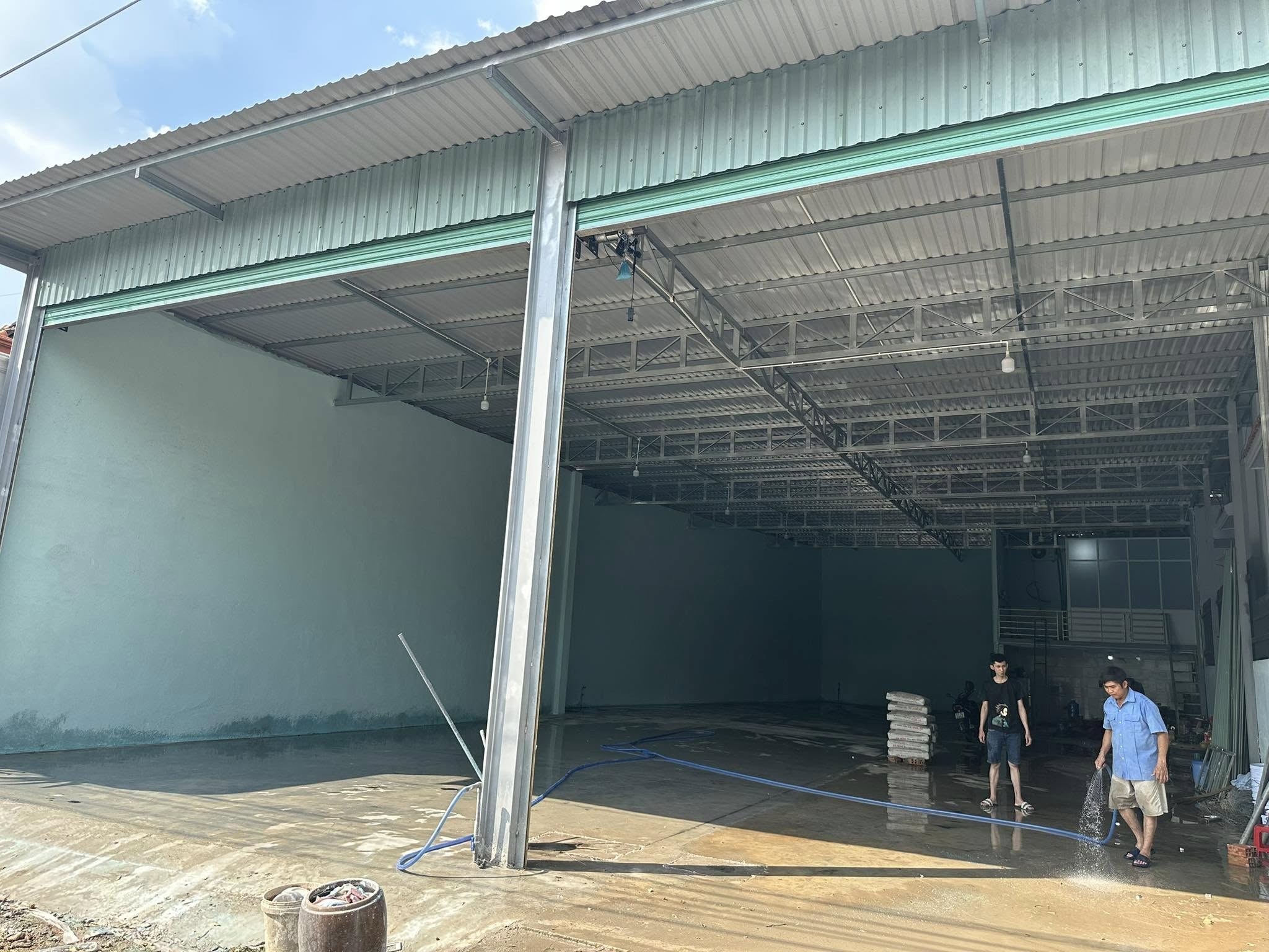 Cho thuê kho, mặt bằng kinh doanh mặt tiền đường QL13, TP Thuận An.