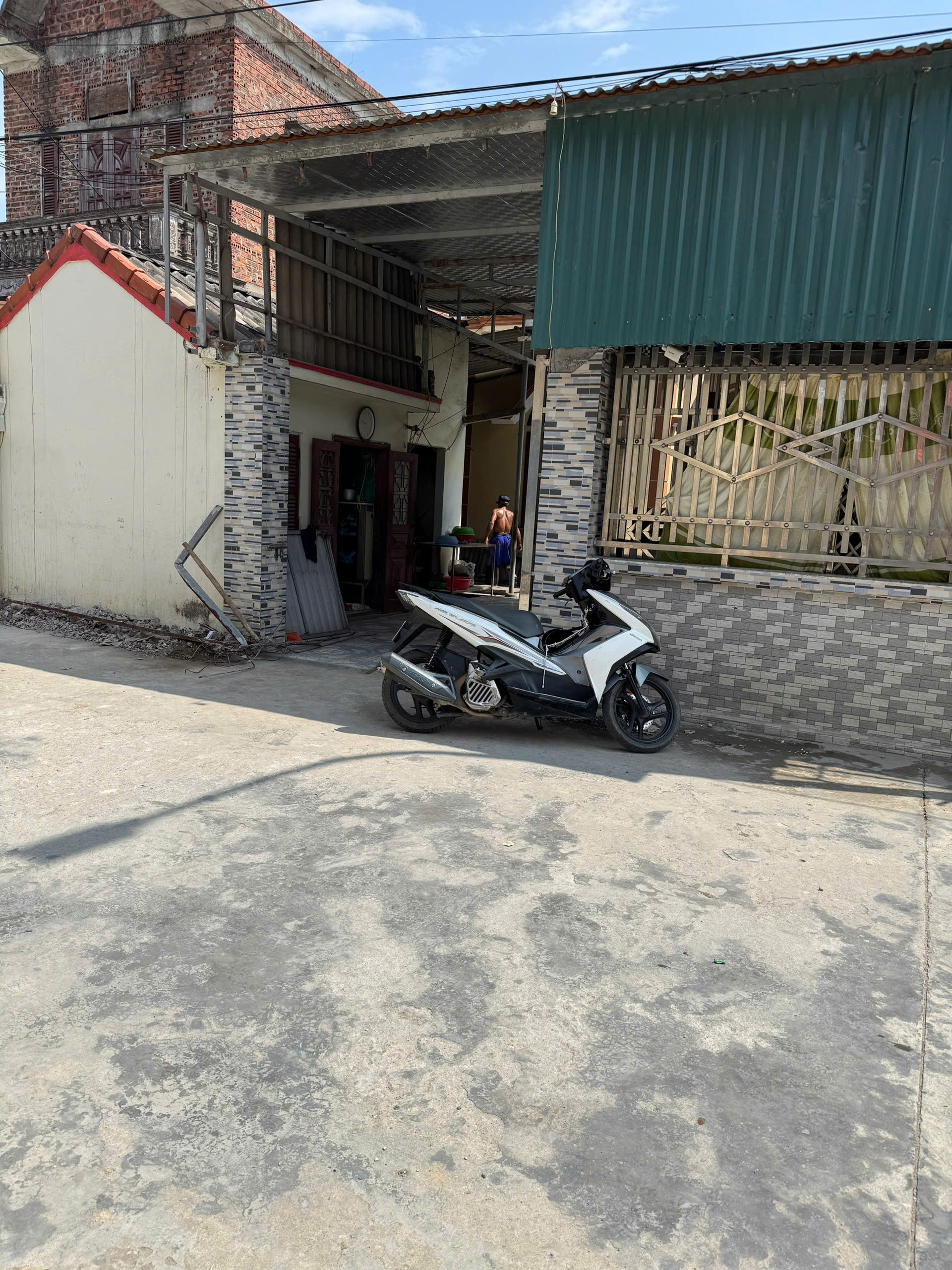 HÀNG HIẾM - ĐẤT MẶT ĐƯỜNG CHỢ, GIÁ CHỈ 2,X TỶ