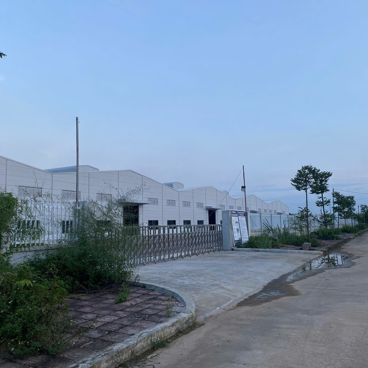 CHO THUÊ NHÀ XƯỞNG GIÁ TỐT NHẤT KHU VỰC – KHÓ TÌM MỨC THỨ 2