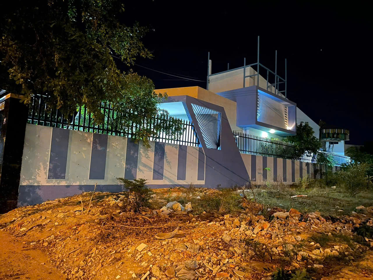 CẦN BÁN 2 CĂN NHÀ MẶT TIỀN ĐẸP – VỊ TRÍ TIỀM NĂNG KINH DOANH VÀ NGHỈ DƯỠNG TẠI PHAN RANG