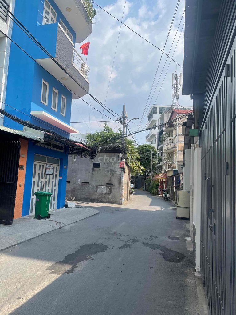 CHO THUÊ PHÒNG TRỌ RỘNG 30M² – HẺM Ô TÔ GÒ VẤP