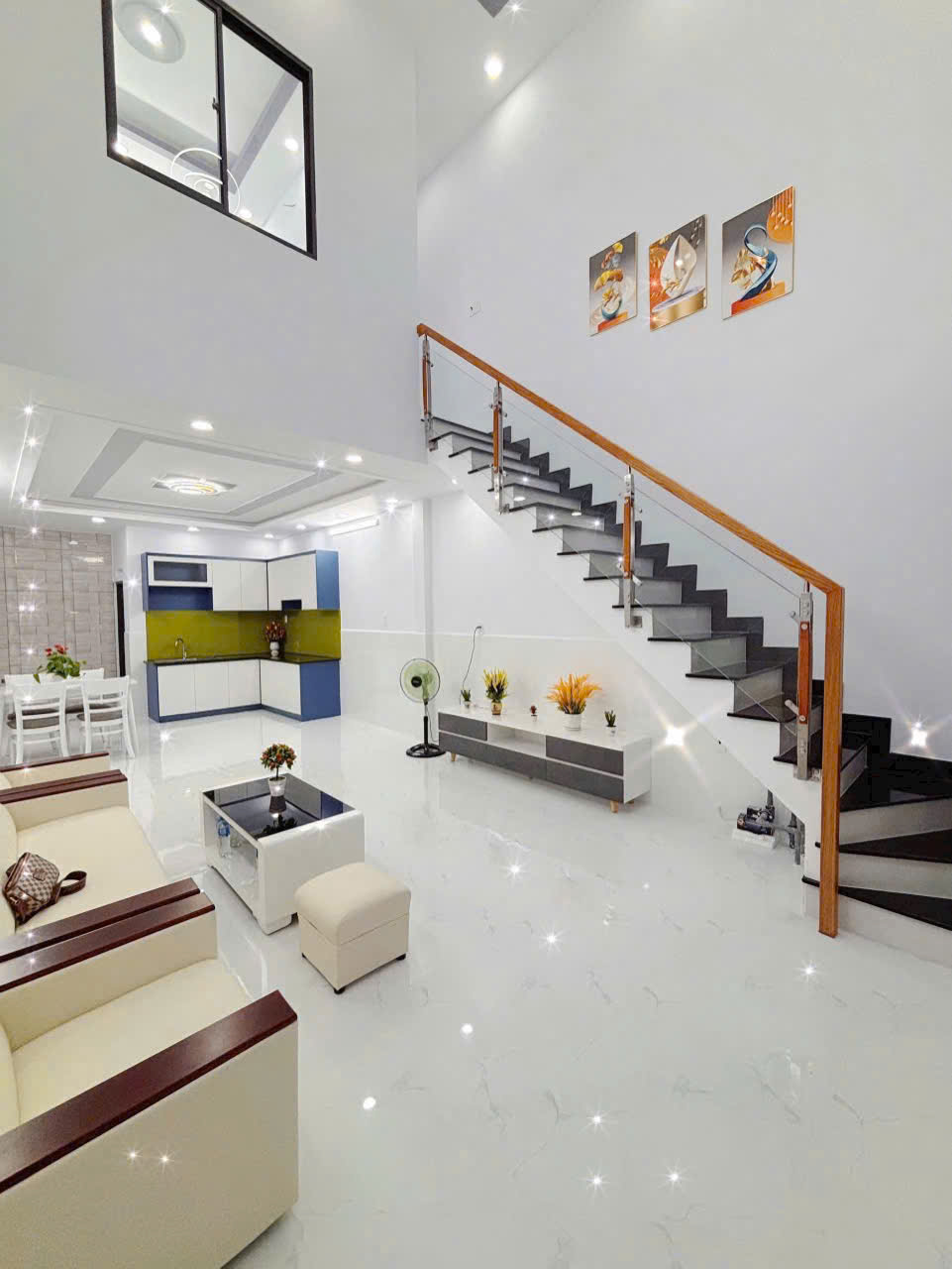 ► CƠ HỘI SỞ HỮU CĂN NHÀ ĐẸP, VỊ TRÍ ĐẮC ĐỊA - DIỆN TÍCH 4x17m - GIÁ HẤP DẪN! CUỐI ĐƯỜNG TÊN LỬA-TỈNH LỘ 10