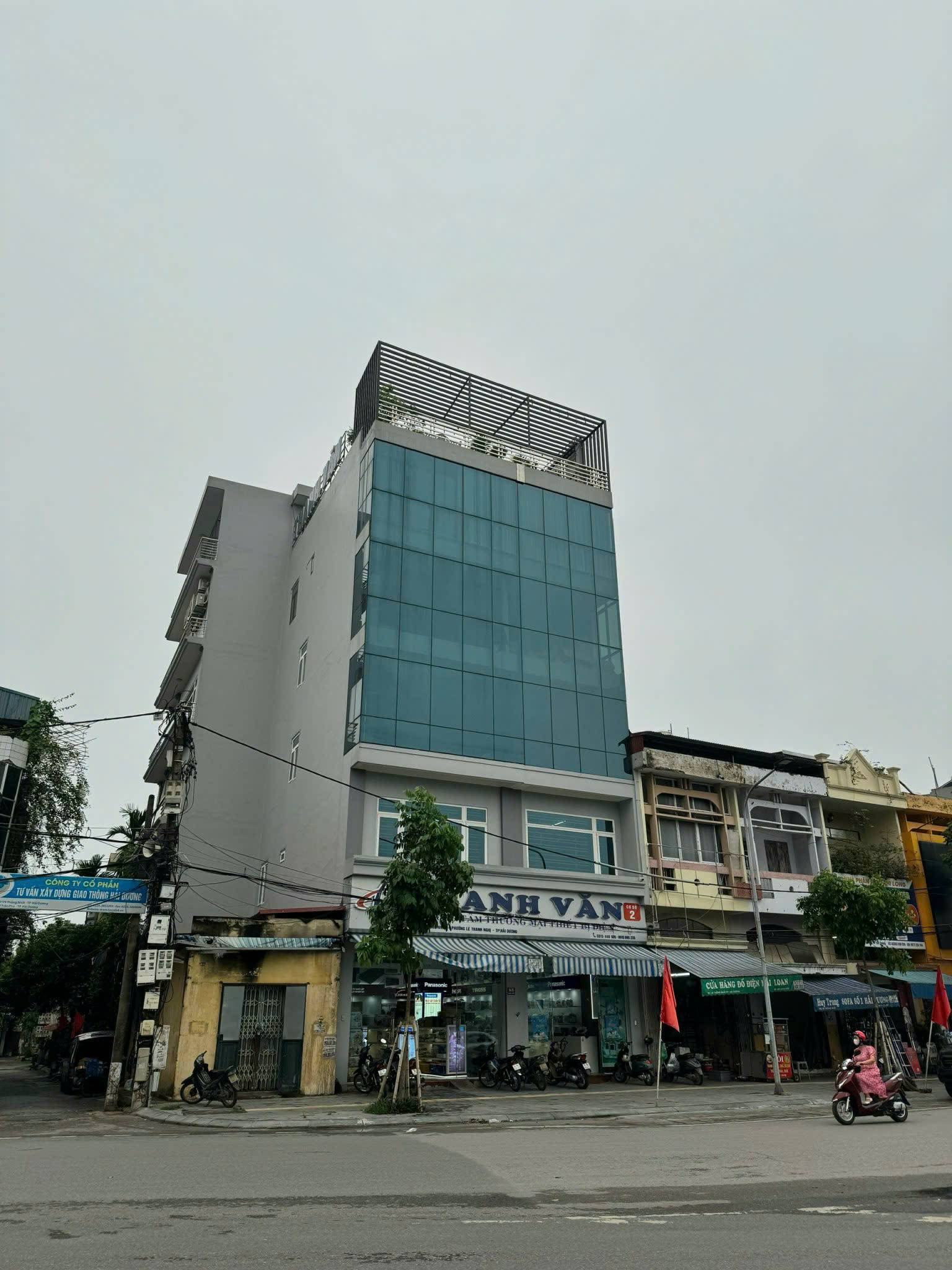 CHO THUÊ TÒA NHÀ ĐẶT TRỤ SỞ, CHI NHÁNH NGÂN HÀNG TRUNG TÂM TP. HẢI DƯƠNG